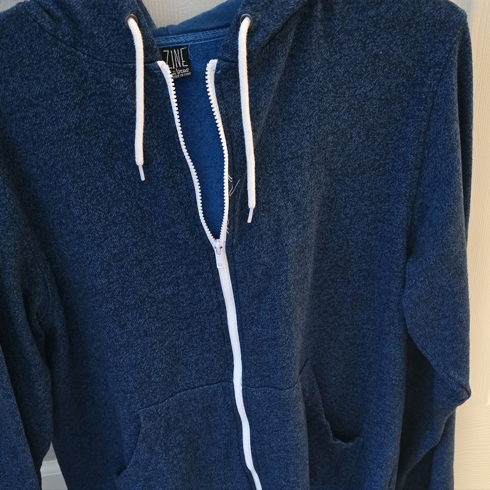 Zine Clothing Blue Hoodie View 3